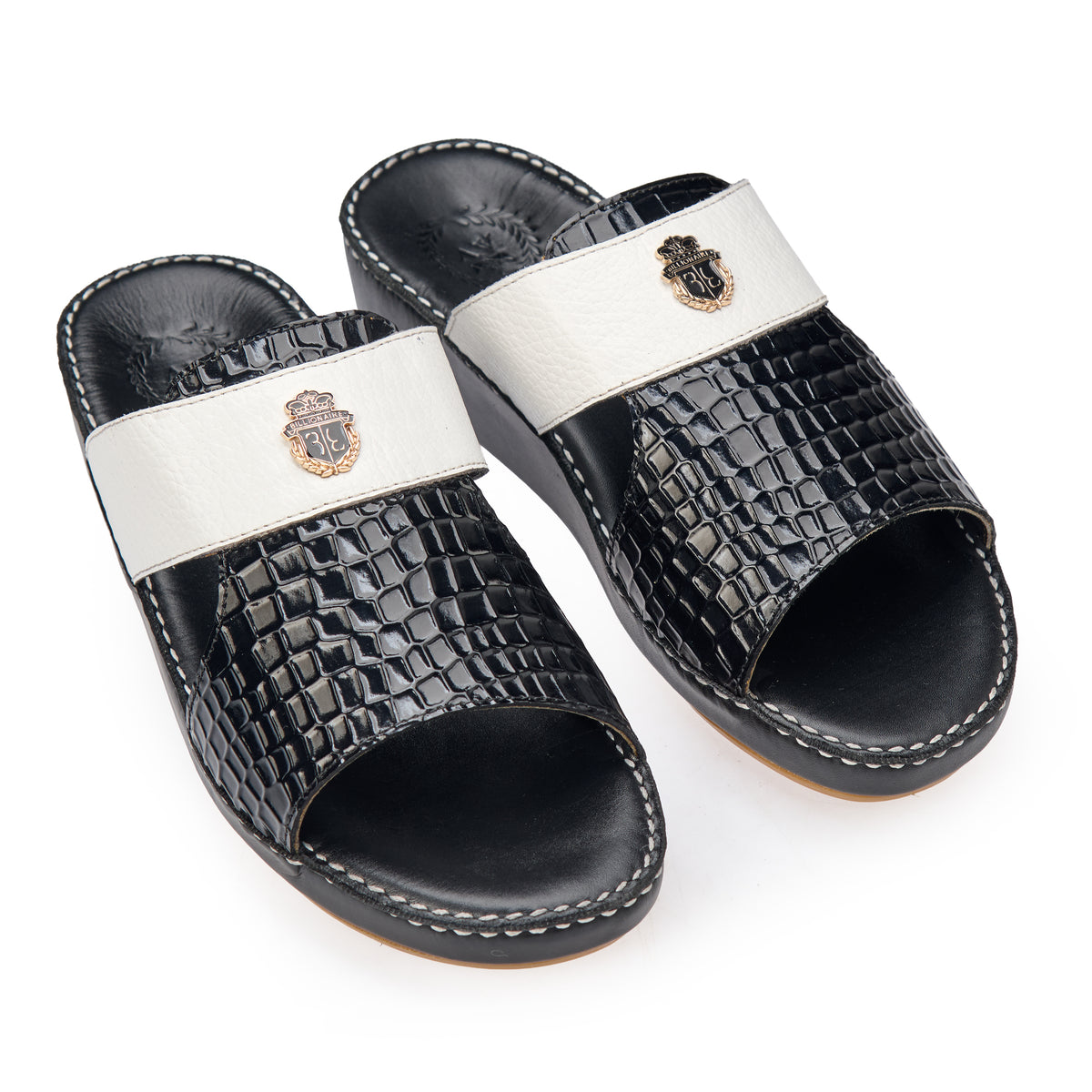 AN-7001 – White / Black Croc-Textured Luxury Arabic Sandal for Men